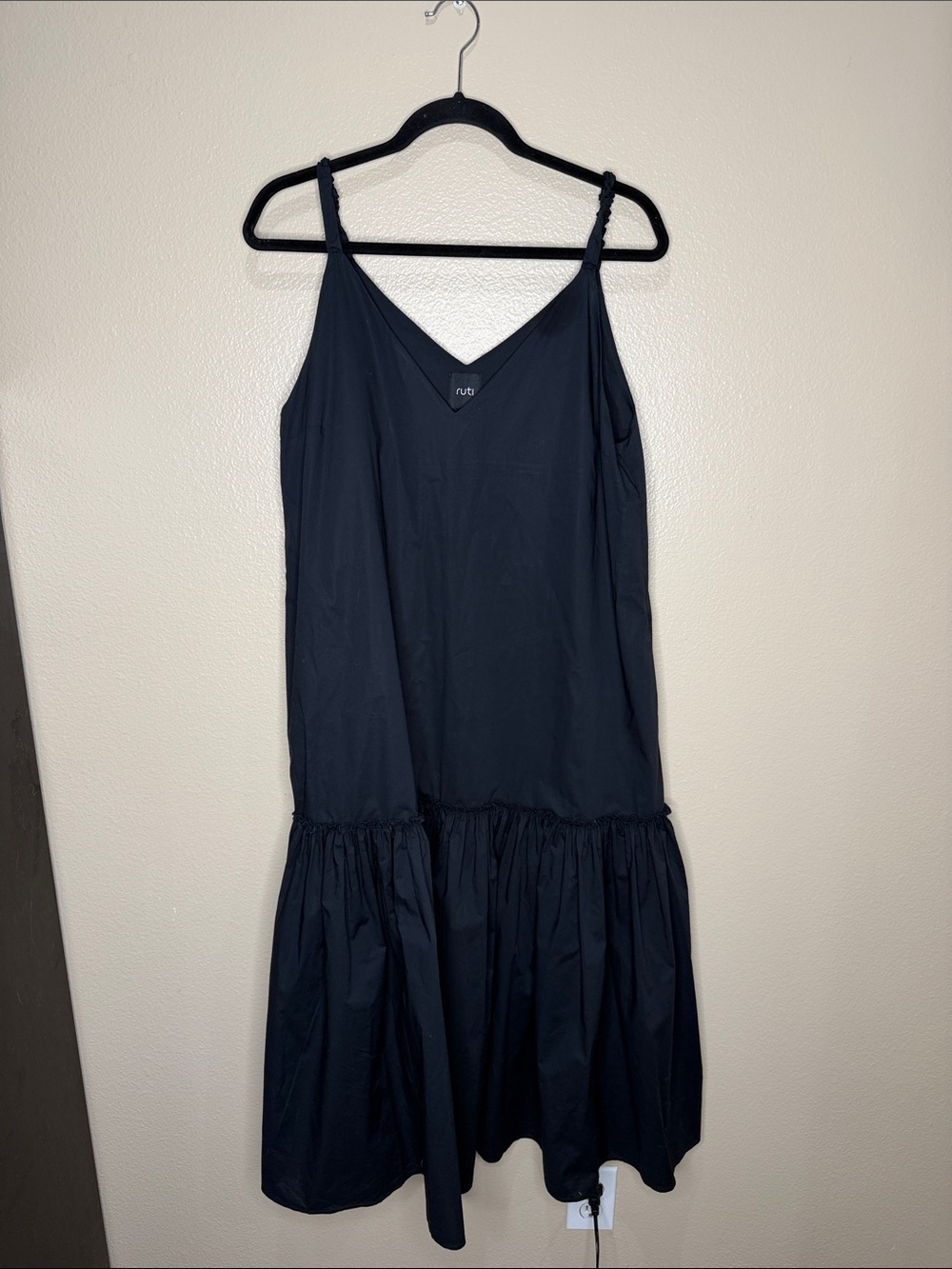 Ruti Black V-Neck Tiered Flounce Camisole Dress - Size S/M